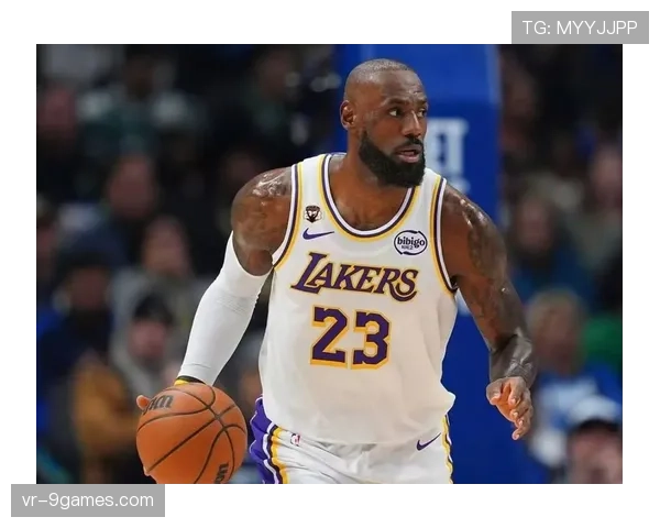 湖人惨败雷霆暴露攻防短板，詹姆斯生涯第二大失利分差